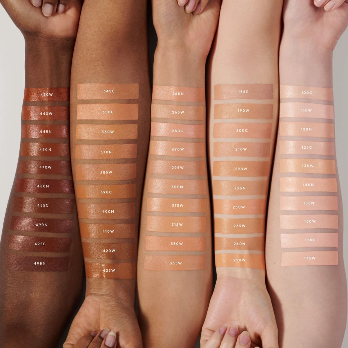 WE'RE EVEN HYDRATING CONCEALER (CORRECTOR HIDRATANTE)